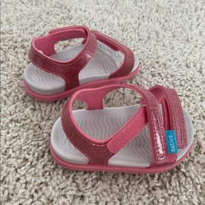 Baby Toddler Girl Size 5 Native Pink Sparkle Velcro Sandals